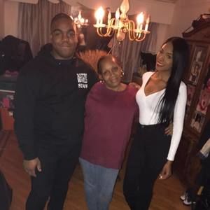 Meet your Posher, Troy